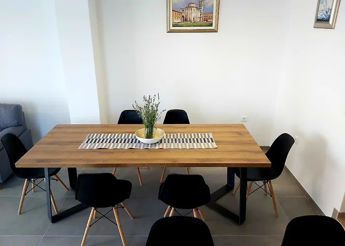 Sun Rays Апартаменты Турань